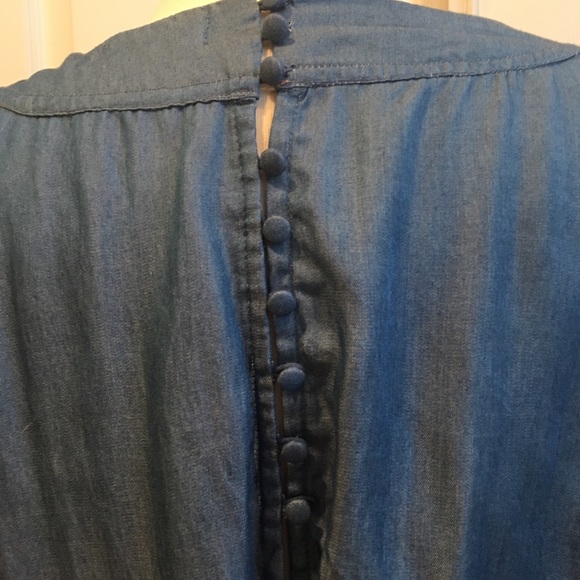 NWT altar’d state Chambray Blouse - Picture 3 of 5